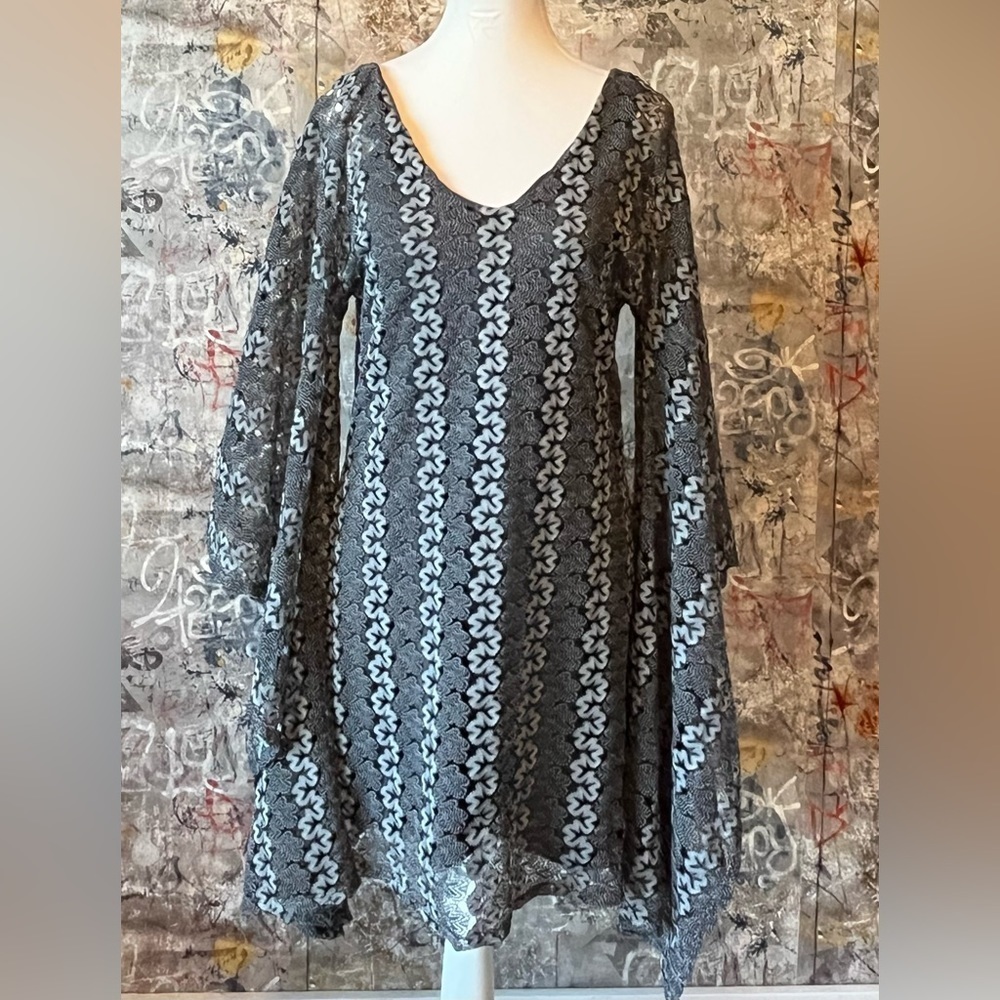 NWT- Julian Chang Silver Patterned Dress with Long Fanned Bell Sleeves.